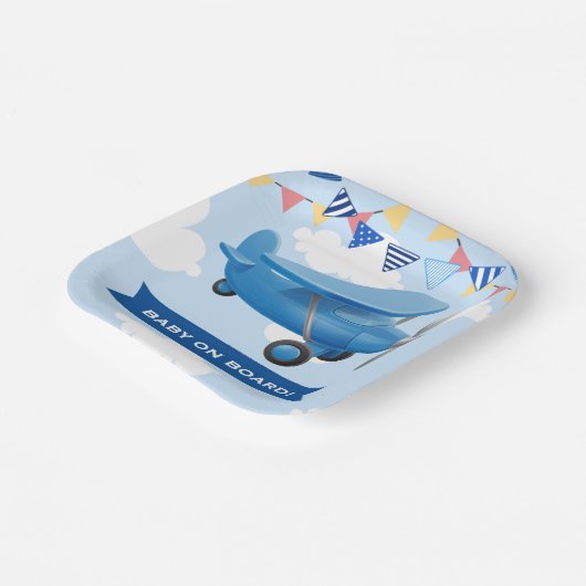 Baby an Bord! Flugzeugsäulendusche Pappteller (Gewinkelt)