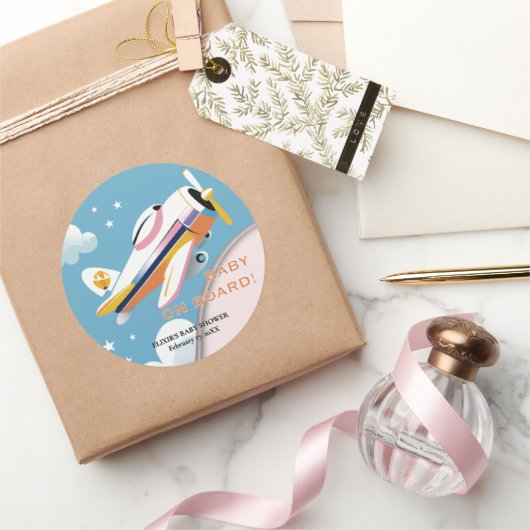 Baby an Bord Modernes Aviation Airplane Babydusche Runder Aufkleber (Schenken)