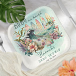 Baby an Bord Tropical Surfing Floral Baby Shower Pappteller<br><div class="desc">Das exotische Design "Baby on Board" mit tropischem Surfdesign ist ein BabyduschTemplate mit einem geschlechtsneutralen Thema und tropischem Flair. Das Design zeigt eine Gruppe von farbenfrohen Surfbrettern mit dem Ozean und eine spektakuläre Welle inmitten einer wunderschönen tropischen Blumenlandschaft. Die Farbgestaltung in den Farben Grün, Blau, Rosa und Gelb wirkt beruhigend...</div>