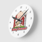 Baby Bauer mit Schafen Runde Wanduhr (Winkel)