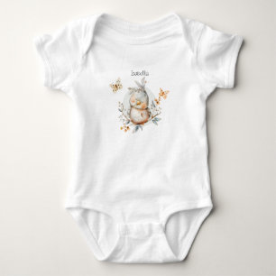 Baby Bird auf einer Wasserfarbe Strampler