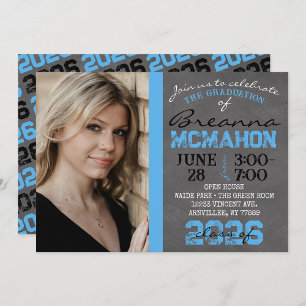 Baby Blue & Black Chalkboard Abschluss Einladung