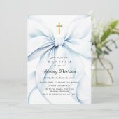 Baby Blue Bow Taufe Einladung (Stehend Vorderseite)