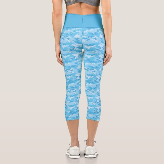 Baby Blue Camouflage High Waisted Capris (Rückseite)