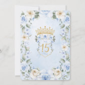 Baby Blue Creme Floral Wreath Gold Quinceañera Einladung (Rückseite)