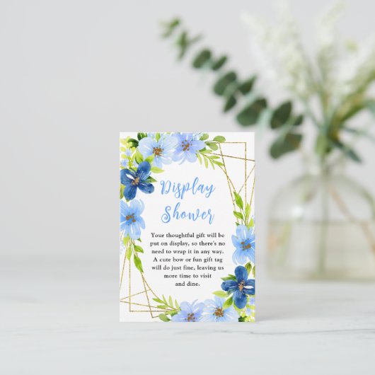 Baby Blue Floral Baby Display Dusche für Navy und Begleitkarte (Stehend Vorderseite)