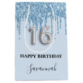 Baby Blue Glitzer Tropfen Name Sweet 16 Mittlere Geschenktüte (Vorderseite)