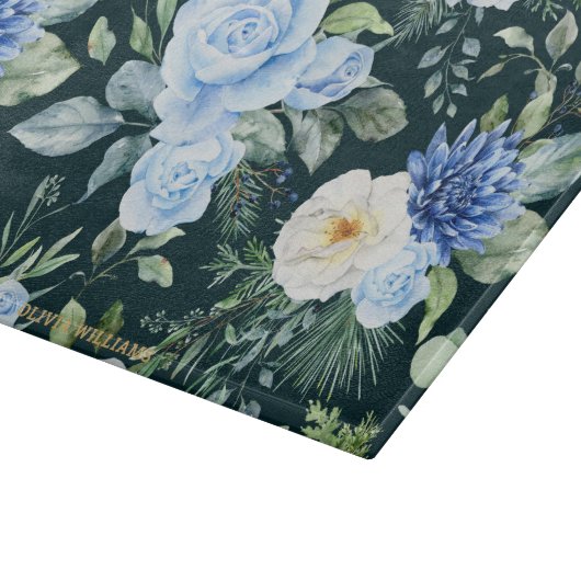 Baby Blue Ivory White Roses Blumengrün Custom Schneidebrett (Ecke)
