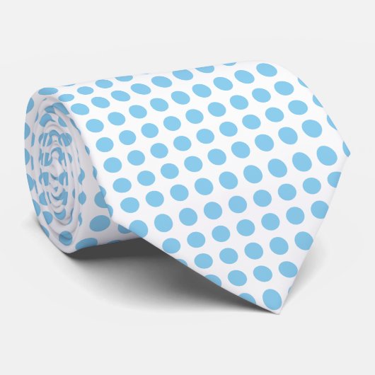 Baby Blue on White Large Horizontal Polka Dots Krawatte (Gerollt)