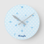 Baby Blue Stars Individuelle Name Boys Kinder Zimm Runde Wanduhr (Vorderseite)