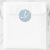 Baby Blue und White Elegant Hummingbird Runder Aufkleber (Tasche)