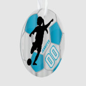 Baby Blue und White Personalize Girl Soccer Player Ornament (Vorderseite)