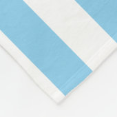 Baby Blue und White Stripes Fleece Blanket (Ecke)