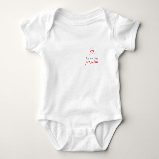 Baby body: This heart beats peruvian Baby Strampler (Vorderseite)