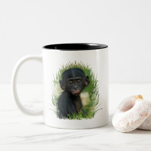 Baby Bonobo Ape Zweifarbige Tasse (Mit Donut)