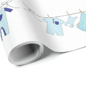 Baby Boy Blue Clothesline Niedlich Wrapping Paper Geschenkpapier (Rolleneckpunkt)