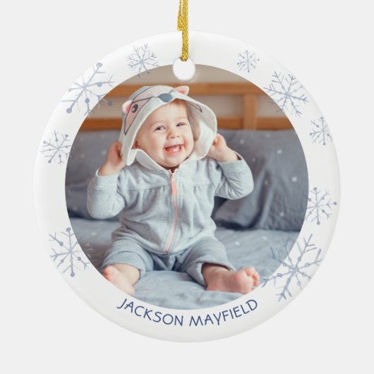 Baby Boy First Christmas Foto Blue Snowflake Name Keramik Ornament (Hinten)