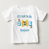 Baby Boy Name Eine Liebe Dinosaurier Niedlich Baby T-shirt (Vorderseite)