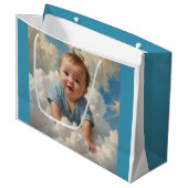 Baby Boy on Cloud Große Geschenktüte (Vorderseite Schrägansicht)