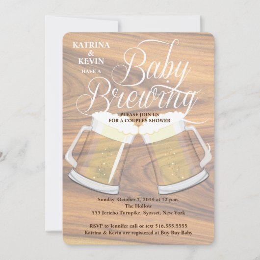 Baby Brewing Wood Rustic Beer Tasse Babydusche Einladung (Vorderseite)