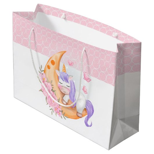 Baby bricht mit Blume über den Mond Große Geschenktüte (Rückseite Schrägansicht)