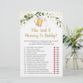 Baby brütet Grünpflanzen, die gesagt haben, es sei (Stehend Vorderseite)