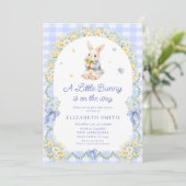 Baby Bunny Cute Rabbit Gingham Boy Baby Shower Einladung (Stehend Vorderseite)