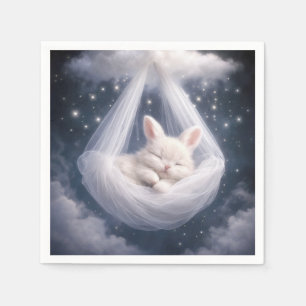 Baby-Bunny hängt in einer Tüll-Hängematte Serviette