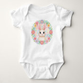 Baby Bunny im Blumenkranz Baby Strampler (Vorderseite)
