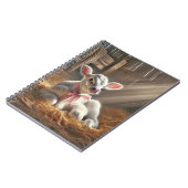 Baby Calf in Sunlit Stall Notizblock (Linke Seite)