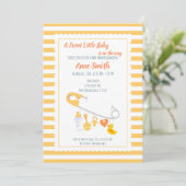 Baby charms Button Kinderdusche Einladung (Stehend Vorderseite)