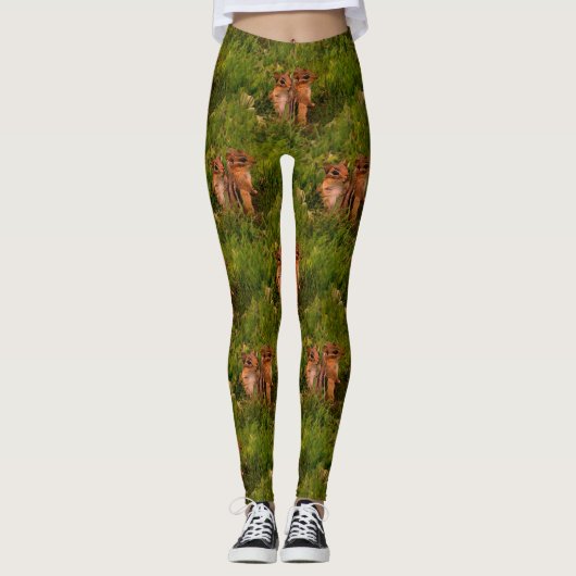 Baby Chipmunks Nature Art Pattern Leggings (Vorderseite)