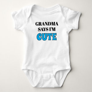 Baby Clothing for Grandson from Oma, Niedlich Strampler
