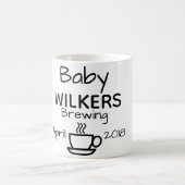 Baby, das Schwangerschaft erwartend braut Kaffeetasse (Mittel)