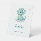 Baby Dragon Favors Sockelschild (Vorderseite)