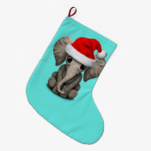 Baby-Elefant, der eine Weihnachtsmannmütze trägt Großer Weihnachtsstrumpf (Vorderansicht (hängend))