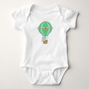 Baby-Elefant fliegt in einem Luftballon geschlecht Baby Strampler
