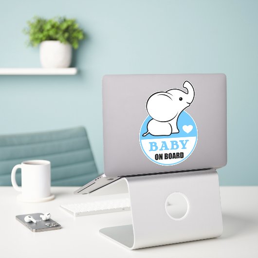 Baby Elephant Baby On Board Car Sticker - blau (Laptop auf Schreibtisch)