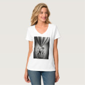 Baby Elephant in einem Heißluftballon T-Shirt (Vorderseite Vollansicht)