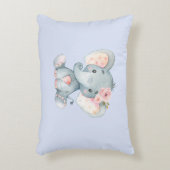 Baby Elephant mit rosa Rosen Dekokissen (Vorderseite(Vertikal))