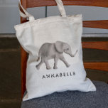 Baby Elephant Personalisiert Tote Bag für Kinder Tragetasche<br><div class="desc">Personalisieren Sie diese Tasche,  um den perfekten Trageall für die Aktivitäten Ihres Kindes zu schaffen. Es macht auch eine tolle Geschenktasche,  die immer wieder wiederverwendet werden kann. Das Design zeigt meinen originalen Aquarellelefanten. Bitte kontaktieren Sie mich,  wenn Sie Hilfe bei der Anpassung Ihrer Bestellung benötigen.</div>