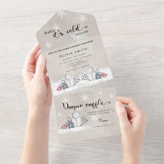 Baby es ist kalt draußen in einer Einladung (Abreißen)