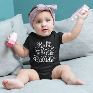 Baby, es ist kalt draußen Schwarz und Weiß Baby Strampler