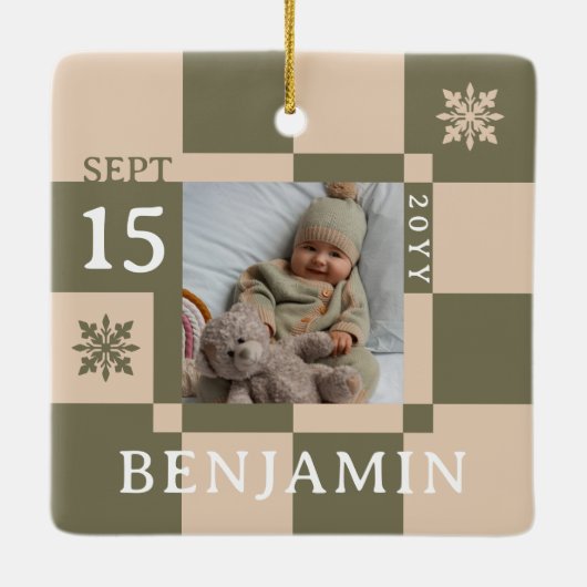 Baby First Christmas Fun Retro Checkerboard Foto Keramikornament (Rückseite)