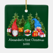 Baby First Christmas Gnomes Green Square Keramikornament (Rückseite)