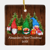 Baby First Christmas Gnomes Rustic Square Keramikornament (Vorderseite)