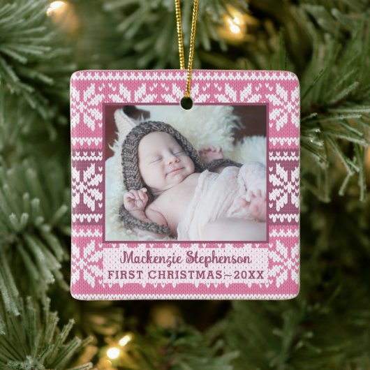 Baby First Christmas Pink Snowflake Sweater Foto Keramikornament (Baum)