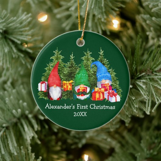 Baby First Christmas Watercolor Gnomes Green Keramik Ornament (Baum)