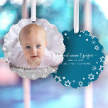 Baby First Hanukkka Foto Snowflakes Großeltern Ornament Karte<br><div class="desc">"Meine erste Hanukka." Ein spielerisches visuelle von David-Stars, Schneeflocken und handgeschriebene Schriftzeichen mit individuellem Namen und Jahr, das das Foto Ihrer Wahl überträgt, helfen Ihnen, Hanukkah und Neujahr einzuführen. Auf der Rückseite, zusätzliche weiße Sterne von David, Schneeflocken und handgeschriebene Typografie mit "stolzer Nana & Papa" & individuell anpassbare Babystats überlagern...</div>