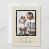 Baby Flurry | Vertikale Geburtsankündigung Einladung (Vorderseite)